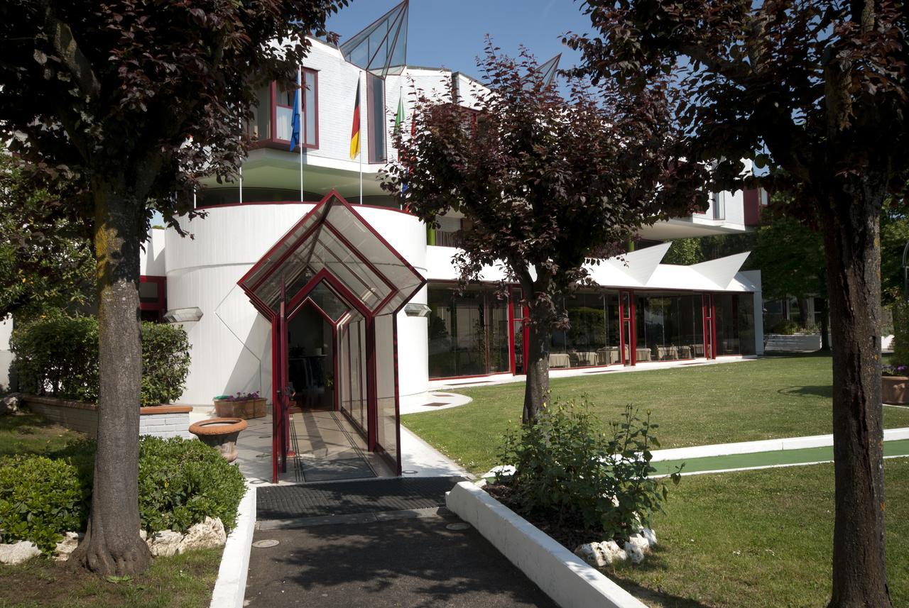 Albergo Ristorante Da Domenico Monte San Savino Eksteriør billede