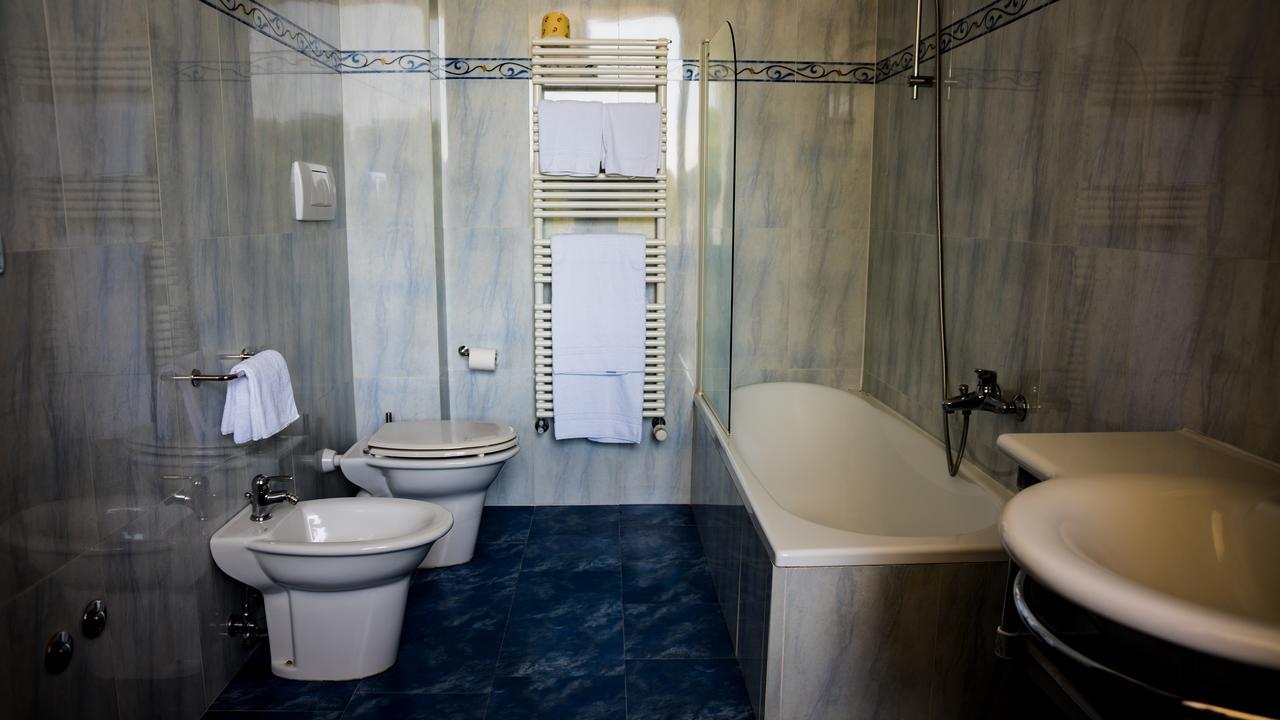 Albergo Ristorante Da Domenico Monte San Savino Eksteriør billede