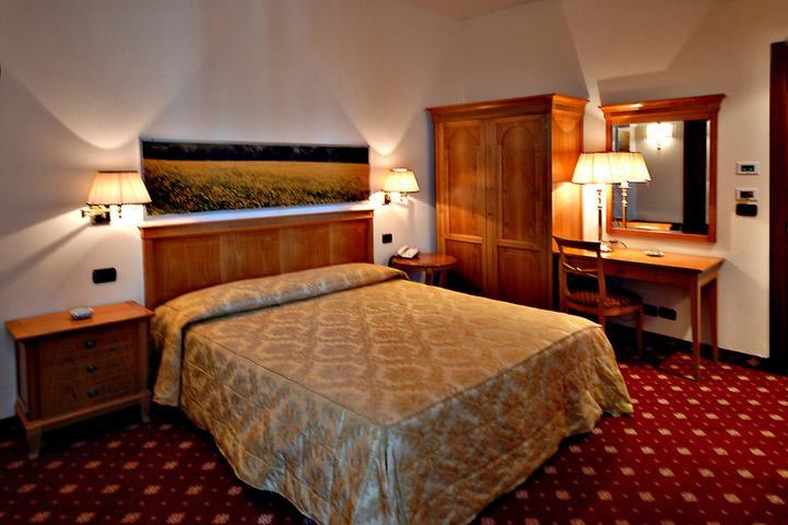 Albergo Ristorante Da Domenico Monte San Savino Eksteriør billede