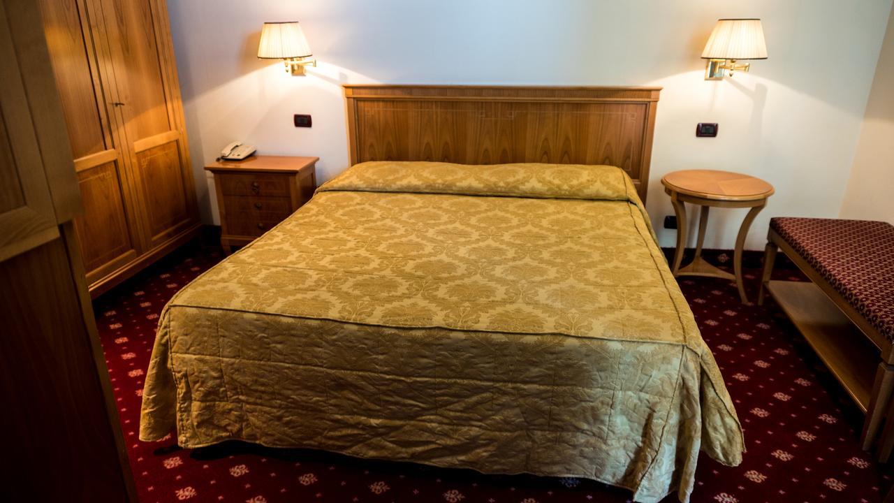 Albergo Ristorante Da Domenico Monte San Savino Eksteriør billede