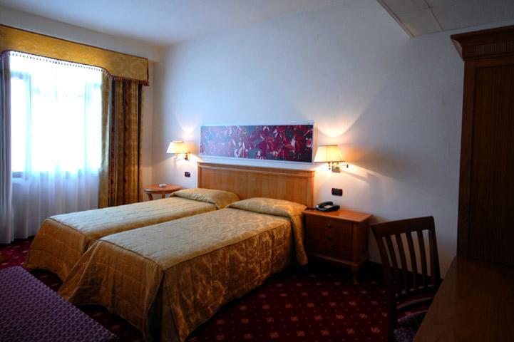 Albergo Ristorante Da Domenico Monte San Savino Eksteriør billede